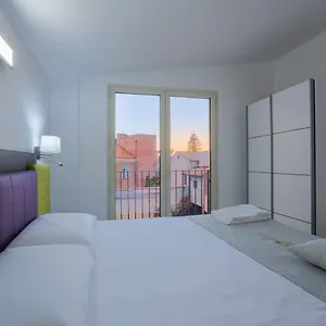 https://th-collection-rooms.in-sardinia.net