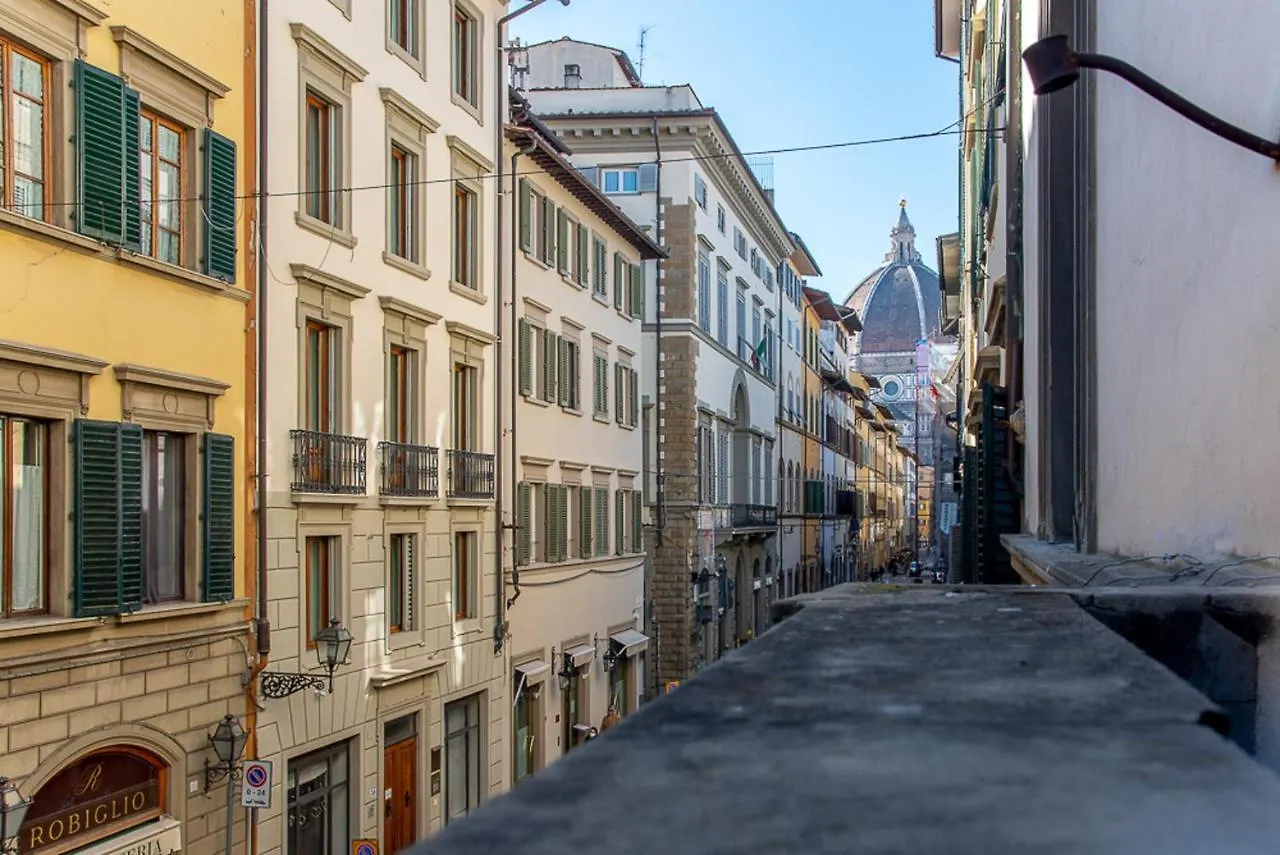 Coco Places Soggiorno Panerai, Centro Storico Floransa 2*,